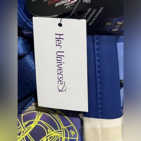 NWT Her Universe Marvel’s Dr Strange glow in the dark mini backpack - Picture 13 of 13